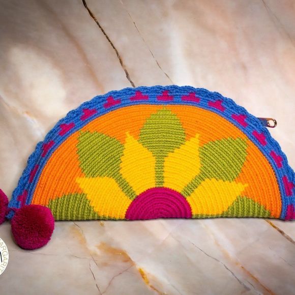 ✨️Host Pick✨️Original Wayuu handmade clutch bags  colombian - Picture 4 of 5